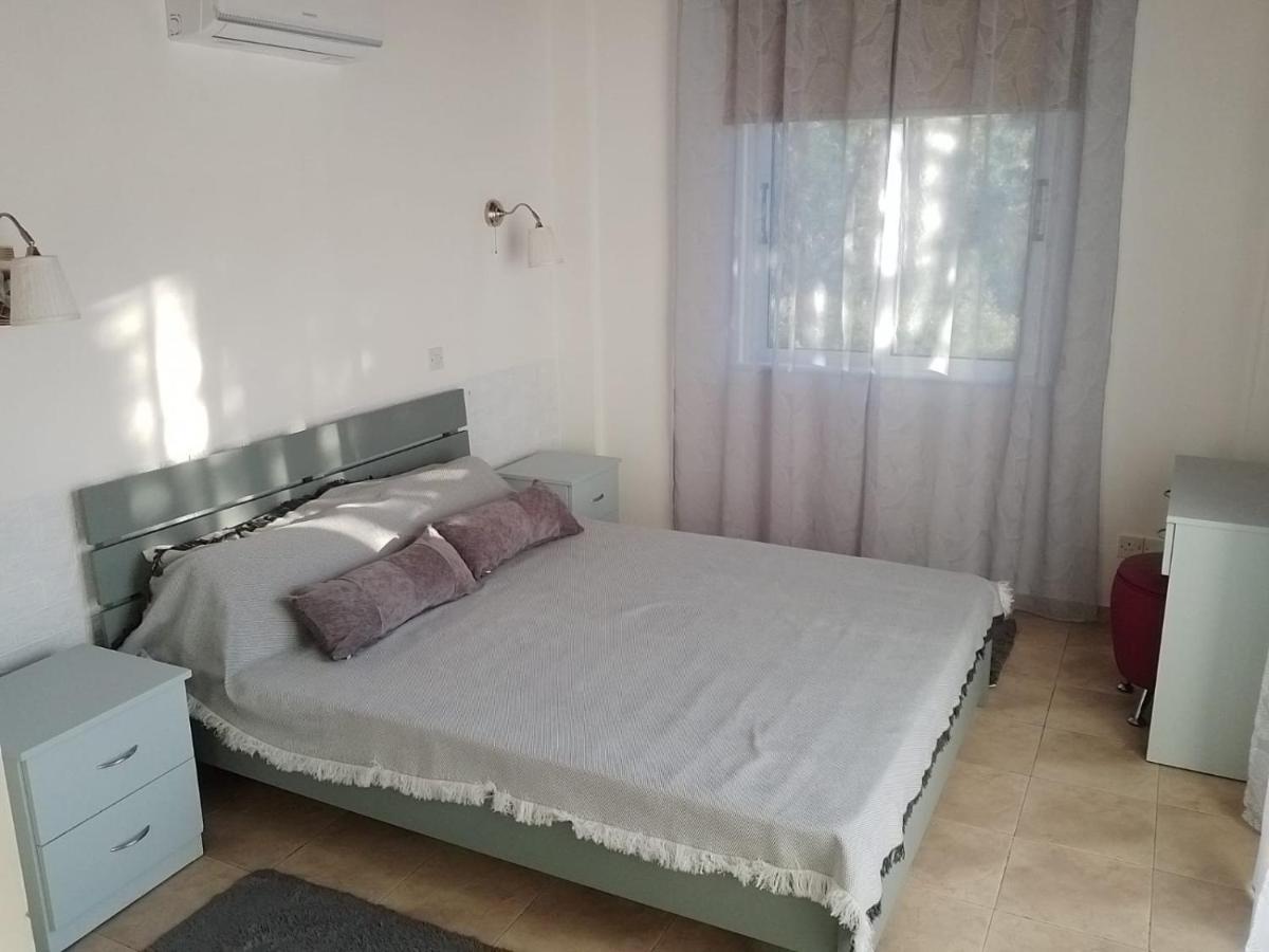 נאו חוריו Villa Chrysanthemum מראה חיצוני תמונה